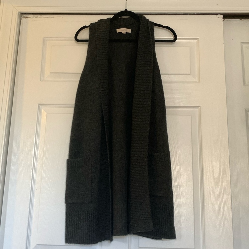 Grey knit vest